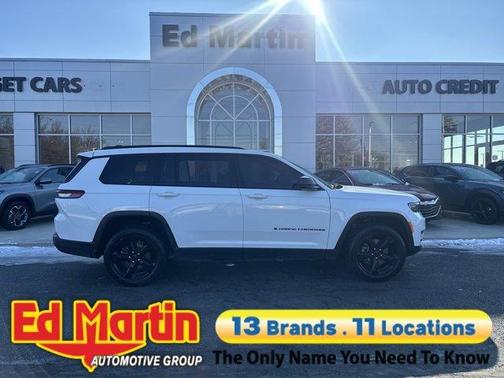 2023 Jeep Grand Cherokee L Laredo