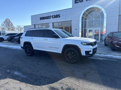 2023 Jeep Grand Cherokee L Laredo