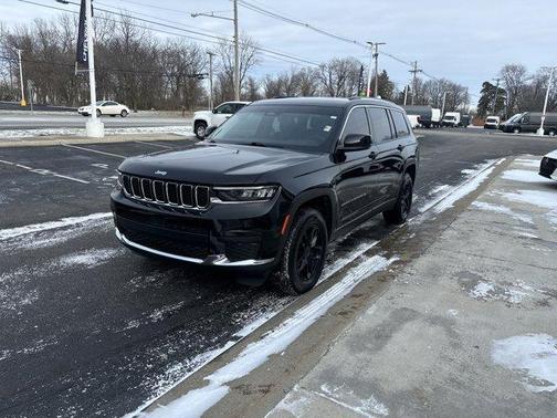 2023 Jeep Grand Cherokee L Laredo