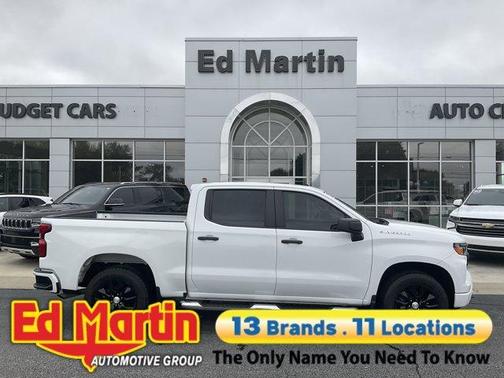 Summit White 2022 Chevrolet Silverado 1500 Custom