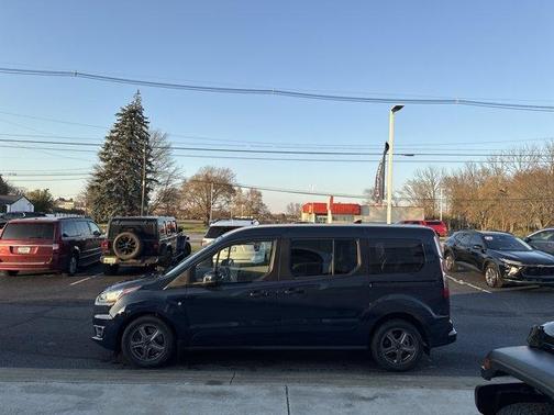 2020 Ford Transit Connect Titanium