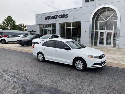 White 2015 Volkswagen Jetta 2.0L S