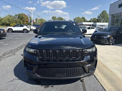 2023 Jeep Grand Cherokee Altitude