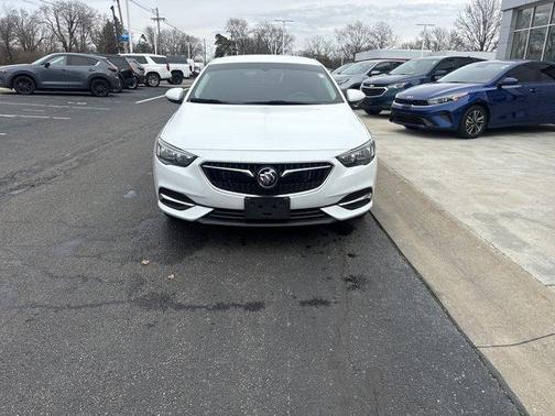 2020 Buick Regal Sportback Preferred