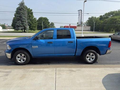 2022 RAM 1500 Classic SLT