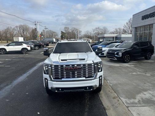 2024 GMC Sierra 2500 Denali