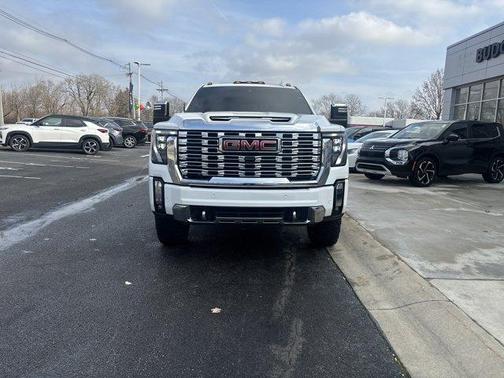 2024 GMC Sierra 2500 Denali
