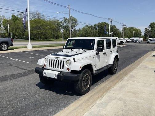 Bright White 2012 Jeep Wrangler Unlimited Altitude