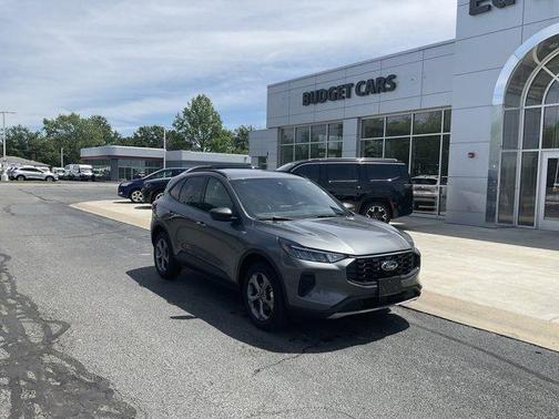 Gray Metallic 2025 Ford Escape ST-Line
