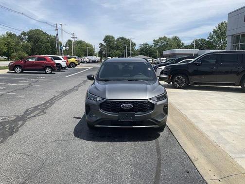 Gray Metallic 2025 Ford Escape ST-Line