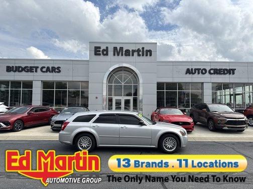 2007 Dodge Magnum Base