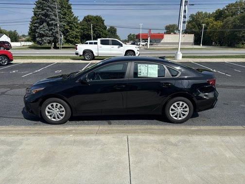 2024 Kia Forte LX