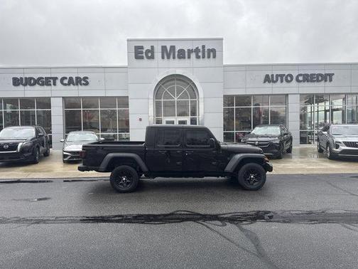 2023 Jeep Gladiator Sport