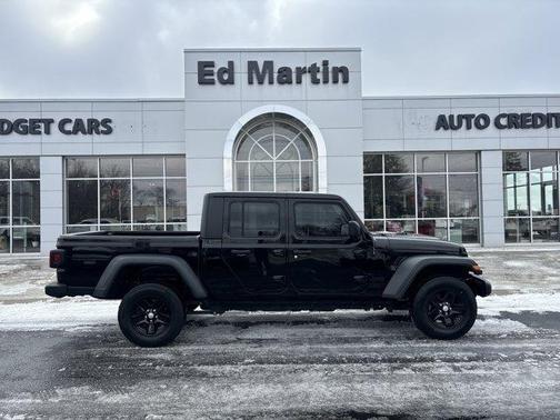 2023 Jeep Gladiator Sport