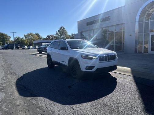 2023 Jeep Cherokee Altitude Lux