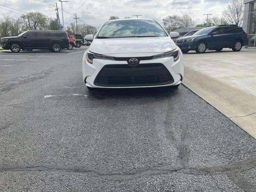 Ice 2023 Toyota Corolla LE