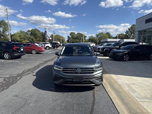 2024 Volkswagen Tiguan 2.0T SE