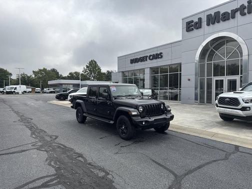 2020 Jeep Gladiator Sport
