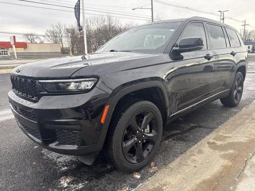 2023 Jeep Grand Cherokee L Laredo