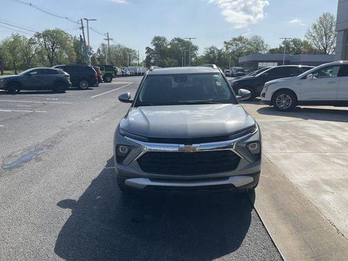 Sterling Gray Metallic 2024 Chevrolet Trailblazer LT
