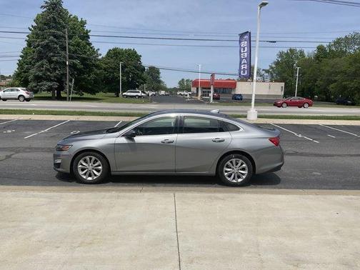 Sterling Gray Metallic 2024 Chevrolet Malibu LT