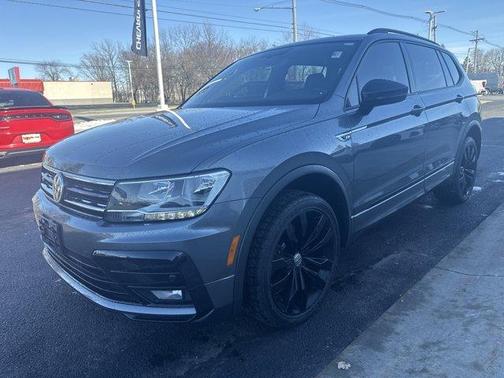 2020 Volkswagen Tiguan 2.0T SE R-Line Black