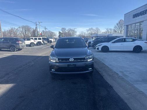 2020 Volkswagen Tiguan 2.0T SE R-Line Black