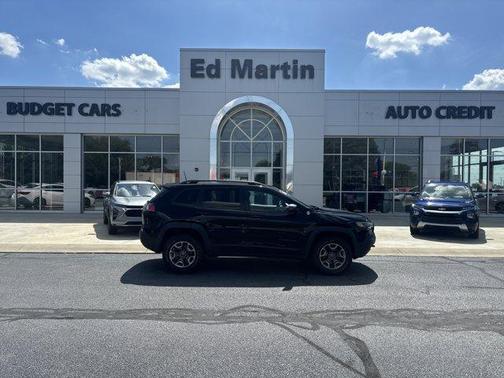 2019 Jeep Cherokee Trailhawk