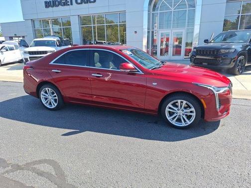 2023 Cadillac CT4 Luxury