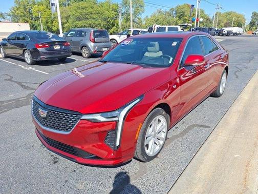 2023 Cadillac CT4 Luxury