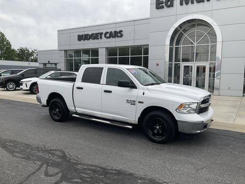 Bright White Clearcoat 2021 RAM 1500 Classic Tradesman