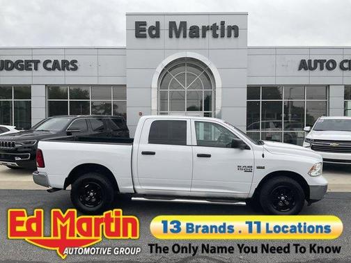 Bright White Clearcoat 2021 RAM 1500 Classic Tradesman