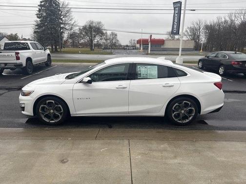 2023 Chevrolet Malibu LT