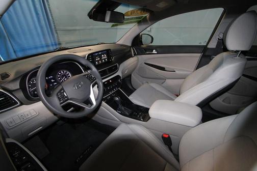 2020 Hyundai TUCSON SE
