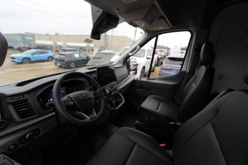 Oxford White Clearcoat 2026 Ford Transit-350 Base