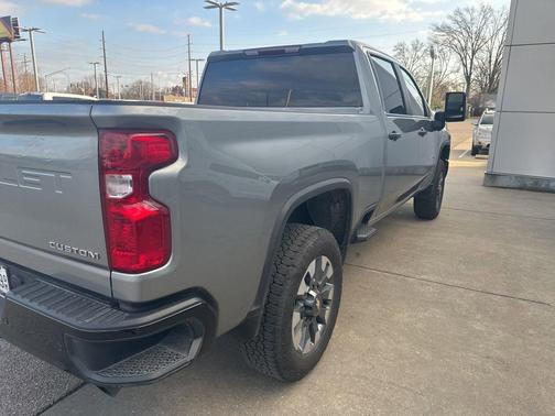 2025 Chevrolet Silverado 2500 Custom