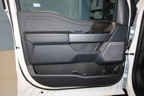 2025 Ford F-350 Lariat Super Duty