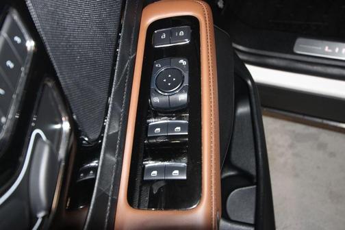 White Metallic 2023 Lincoln Aviator Grand Touring