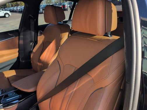 2022 BMW M550 i xDrive