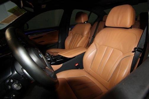 2022 BMW M550 i xDrive