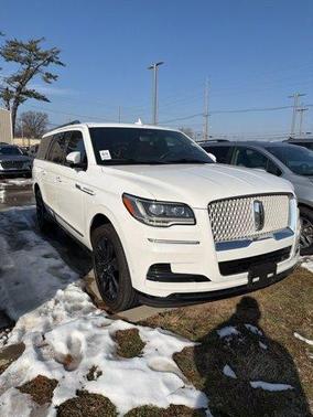 2022 Lincoln Navigator L Reserve