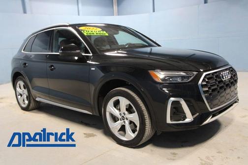 2022 Audi Q5 45 S line Premium Plus