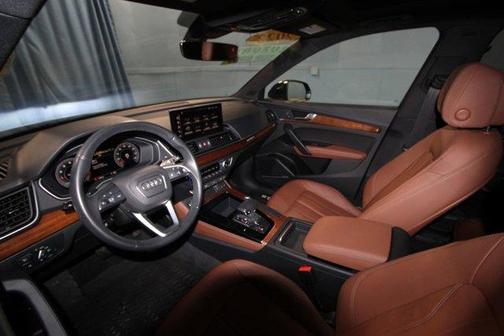2022 Audi Q5 45 S line Premium Plus