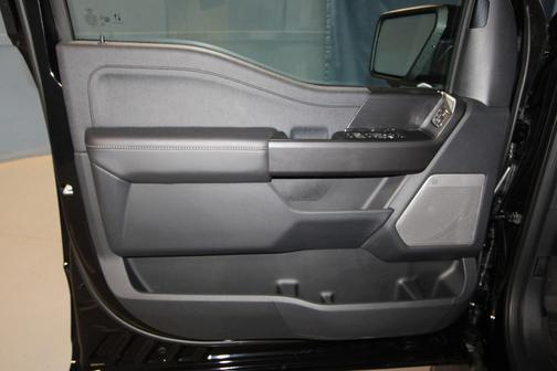 Agate Black 2026 Ford F-150 Lariat
