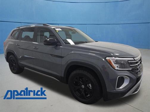 2024 Volkswagen Atlas 2.0T Peak Edition SE w/Technology