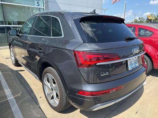 2021 Audi Q5 45 Prestige