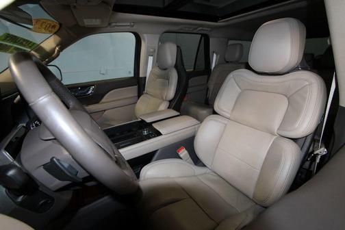2023 Lincoln Navigator L Reserve