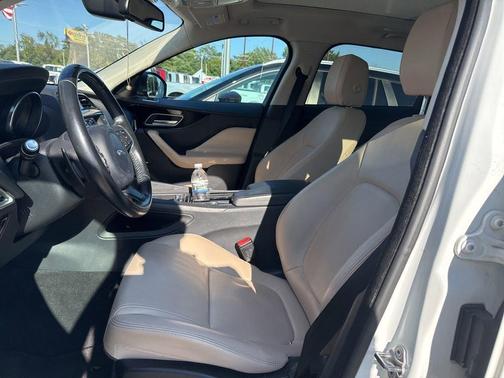 2018 Jaguar F-PACE 30t Premium