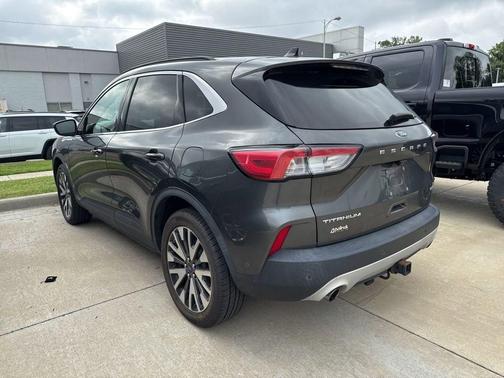 2020 Ford Escape Titanium