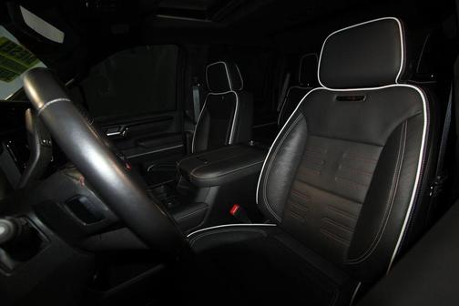 2025 GMC Sierra 2500 AT4X